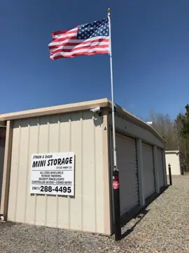 Stash & Dash Mini Storage in Beebe, AR