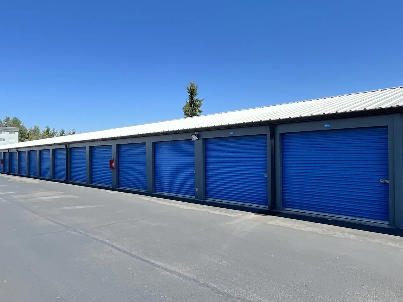 Glacier West Self Storage, RV storage in Arlington
