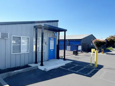 Glacier West Self Storage photo 2