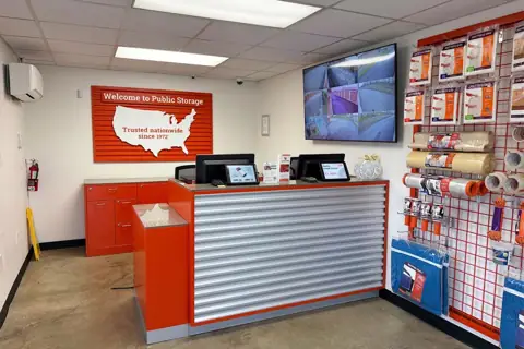 Public Storage photo 3
