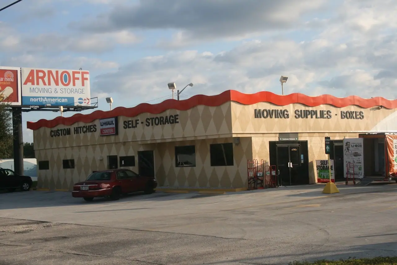 Self-Storage at U-Haul, RV storage in Fort Pierce