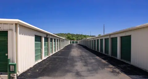 StorWise Self Storage - Kerrville photo 3