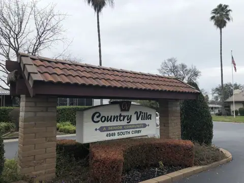 Country Villa RV Storage photo 3