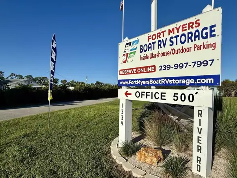 Fort Myers Boat RV Storage in North Fort Myers, FL