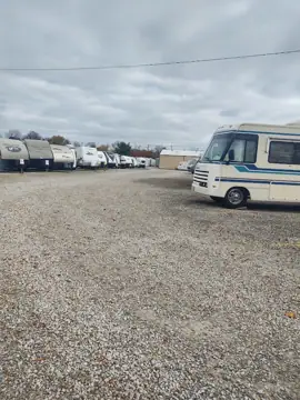 Lee's RV & Boat Storage photo 2