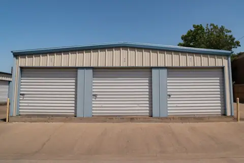 AAA Self Storage in Granbury, TX