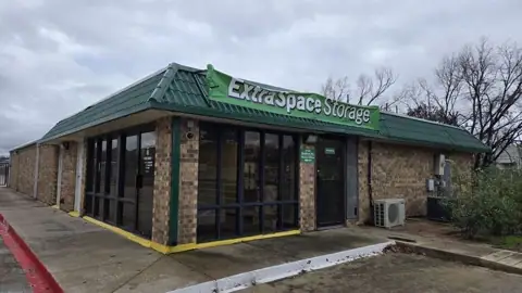 Extra Space Storage in Bedford, TX