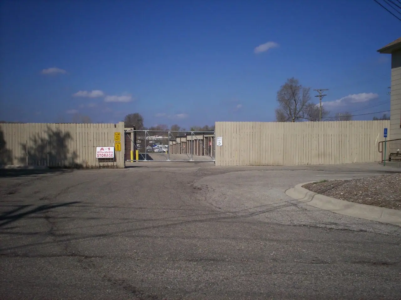 Affordable Storage, RV storage in Waterford Township