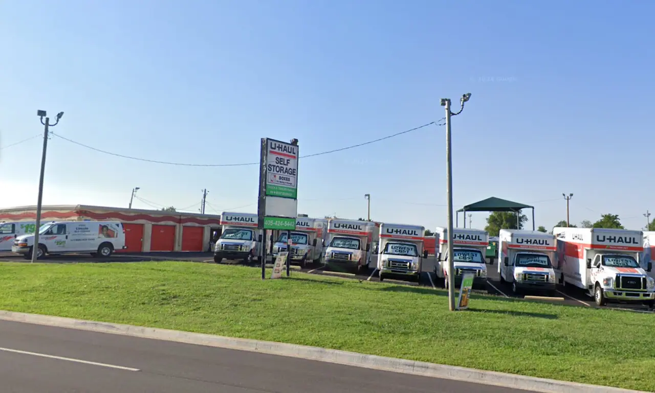 Self-Storage at U-Haul, RV storage in Oklahoma City