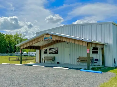 Suwannee River Boat & RV Storage photo 3