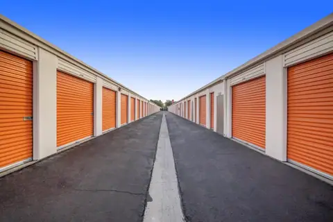 Public Storage photo 2