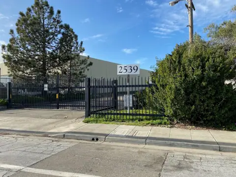 Grant Avenue Storage photo 3