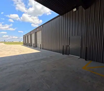 Fly By Storage photo 2