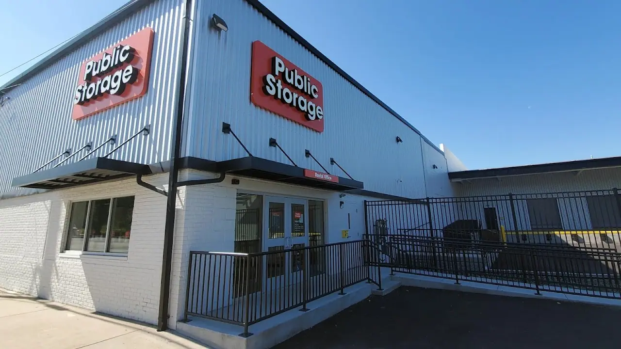 Public Storage, RV storage in New Castle