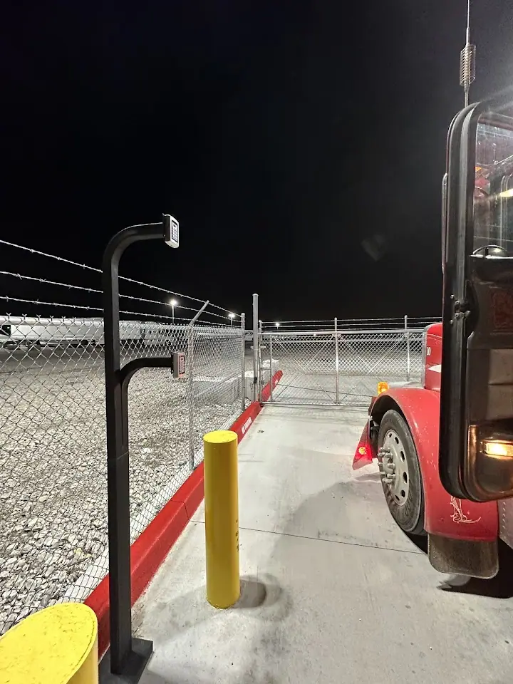 Big Parking Spot Tulsa, RV storage in Sperry