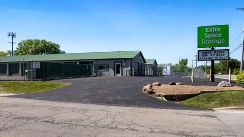 Extra Space Storage in Beach Park, IL