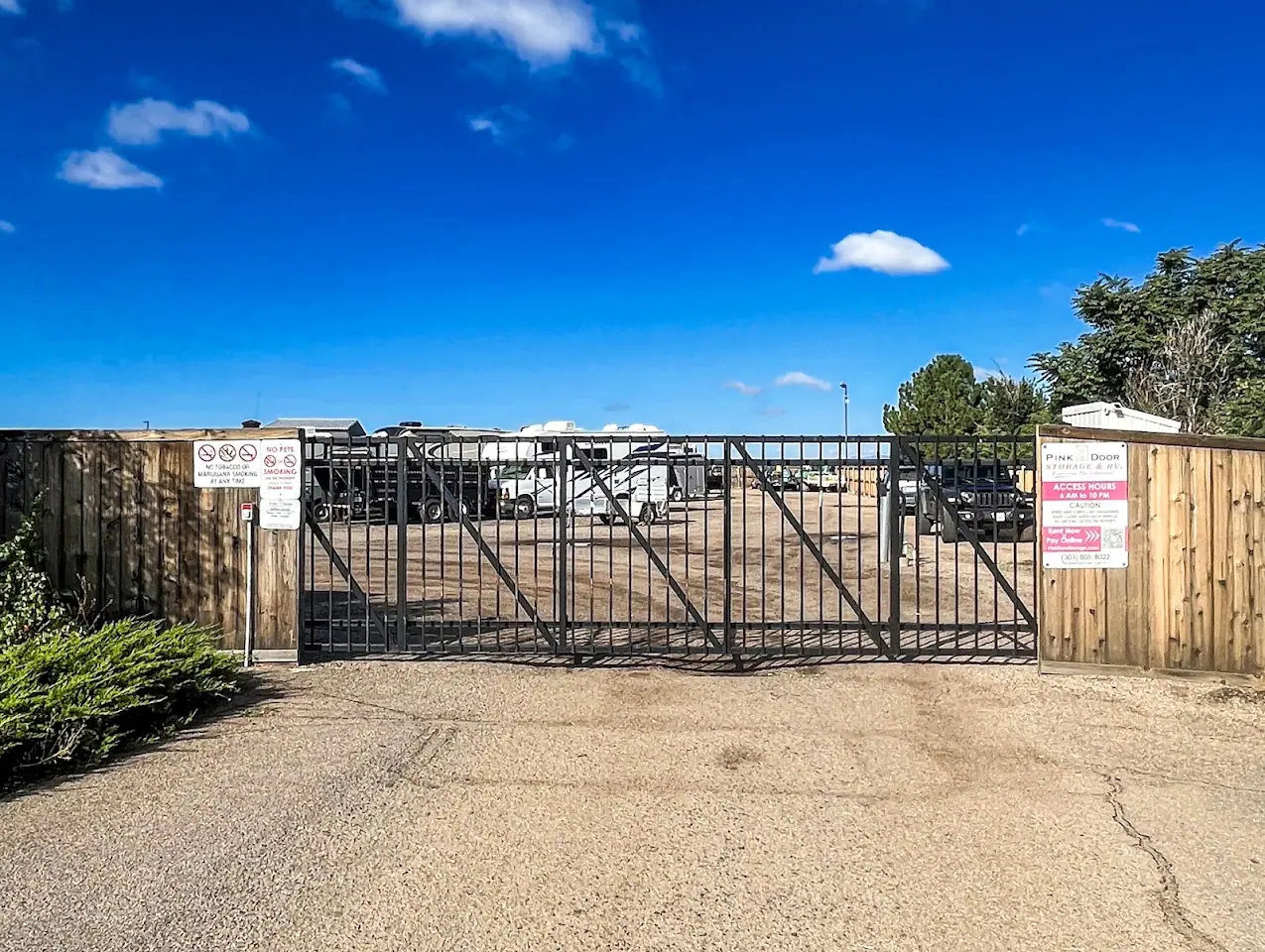 Pink Door Storage & RV - Aurora, RV storage in Aurora