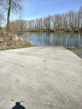 Riverside RV & Boat Storage in Junction City, OR