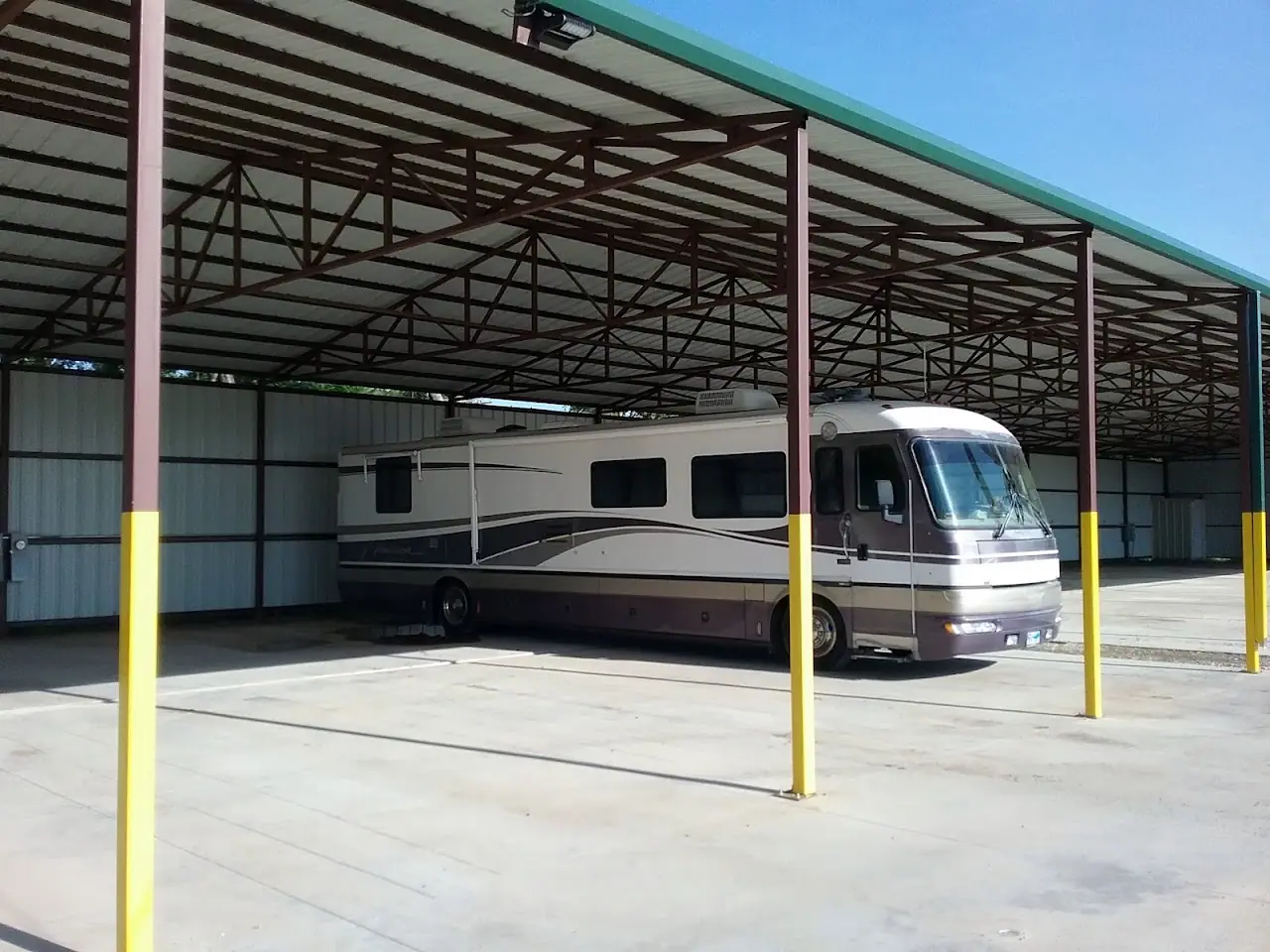 New Hope Boat & RV, RV storage in Fort Worth