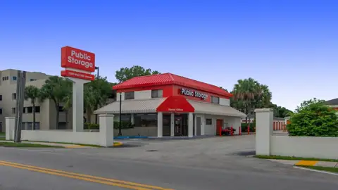 Public Storage photo 2
