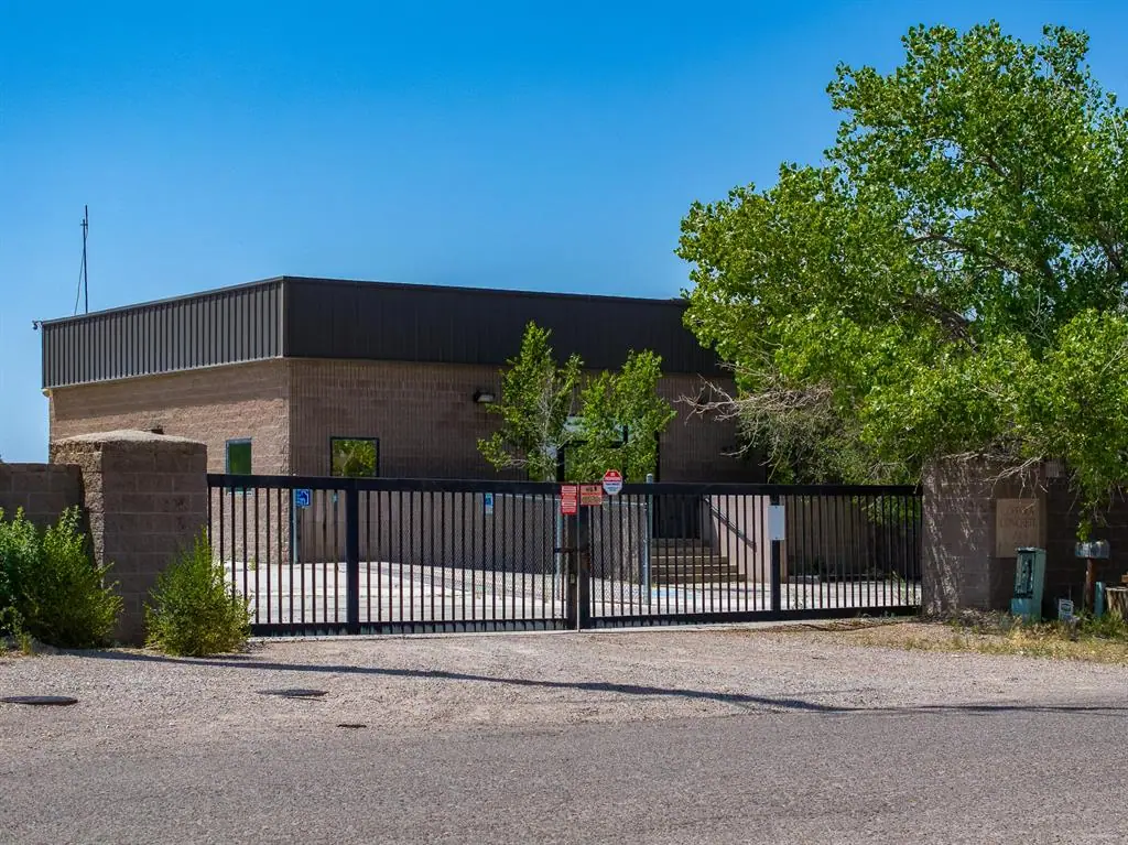Alpha & Omegą Motors and RV Storage LLC, RV storage in Santa Fe