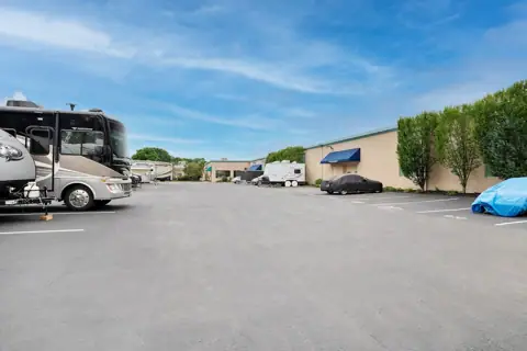 Prime Storage in Warren, RI