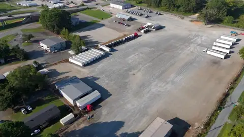 TRUX Parking photo 2