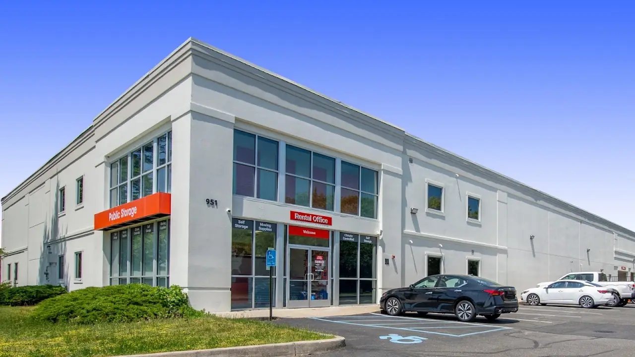 Public Storage, RV storage in Farmingville