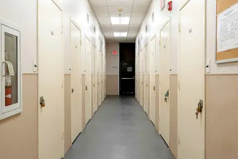 Lindenhurst Self Storage in Lindenhurst, NY