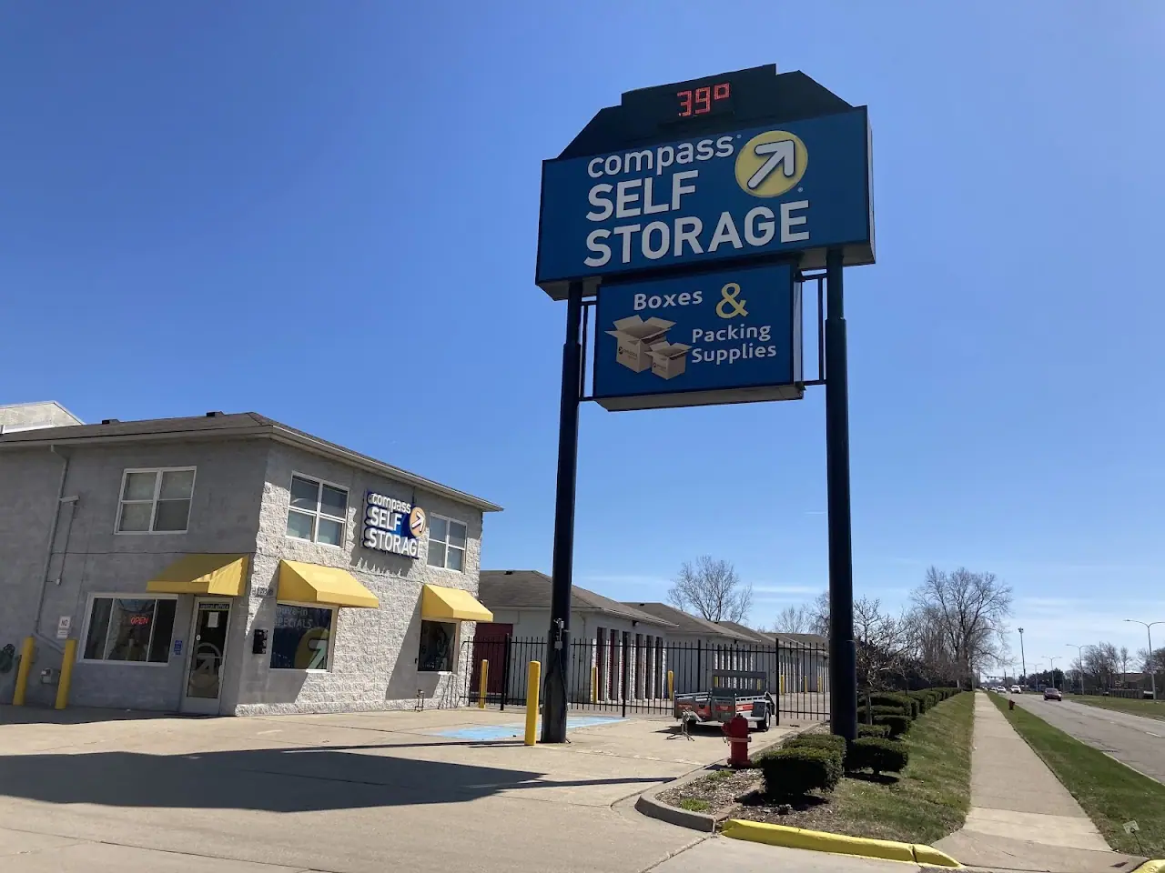 Compass Self Storage, RV storage in Roseville