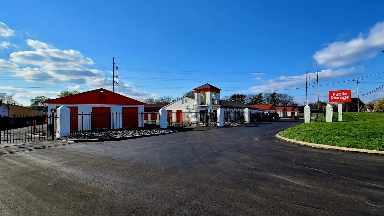 Public Storage, RV storage in Tinton Falls