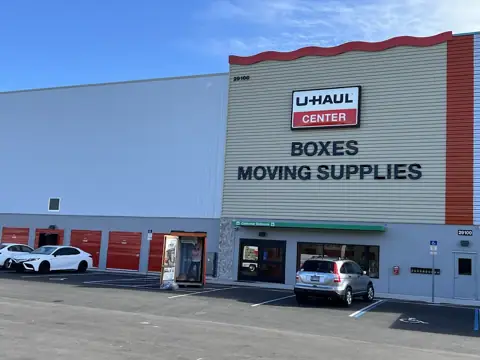 Self-Storage at U-Haul in Leesburg, FL
