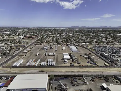 Paddock Parking in Phoenix, AZ