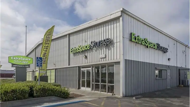 Extra Space Storage, RV storage in Oakland