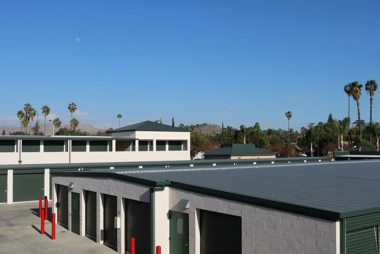 Mary Street Self Storage, RV storage in Riverside