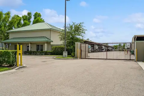 Honey Bee RV Storage in Fort Myers, FL