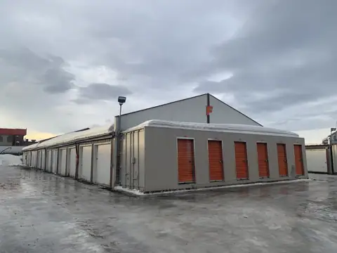 International Self Storage photo 3