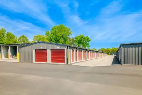 Mini Mall Storage - Dahlonega photo 2