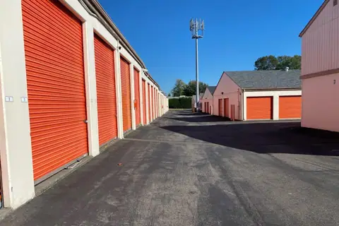 Public Storage photo 2