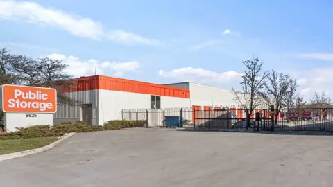 Public Storage in Morton Grove, IL