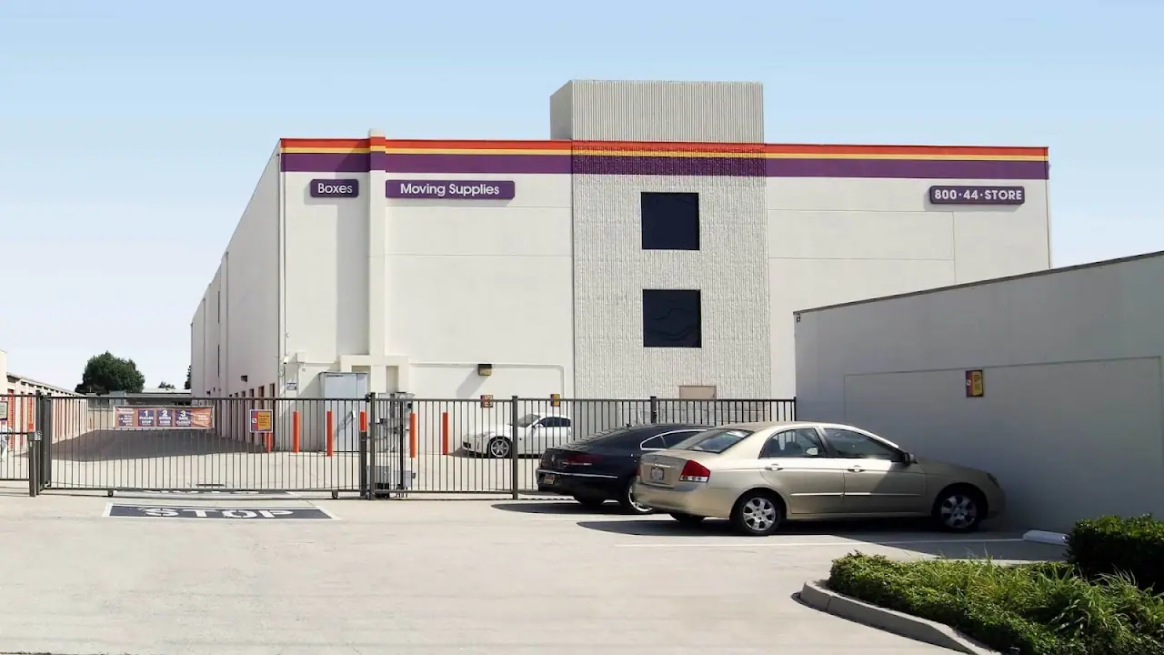 Public Storage, RV storage in Artesia