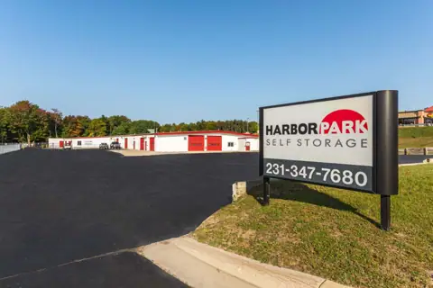 Harbor Park Self Storage in Harbor Springs, MI