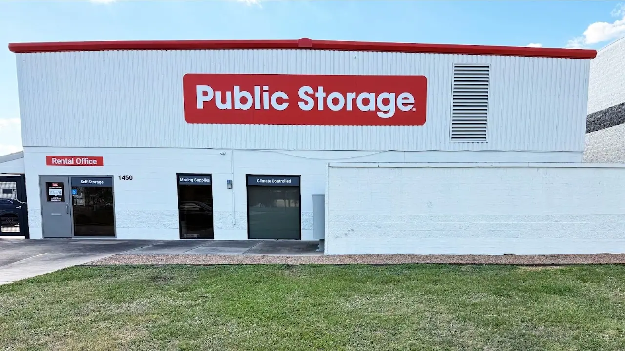 Public Storage, RV storage in Conroe