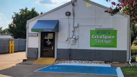 Extra Space Storage in Arlington, TX