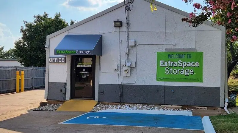 Extra Space Storage, RV storage in Arlington