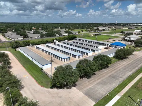 Lake Jackson Self Storage photo 2