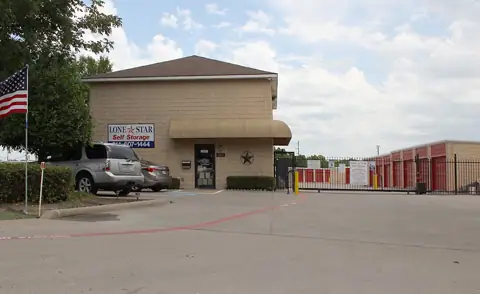 Lone Star Self Storage in Rowlett, TX