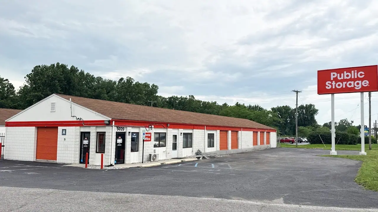 Public Storage, RV storage in Fort Wayne