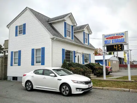North Main Self Storage photo 3