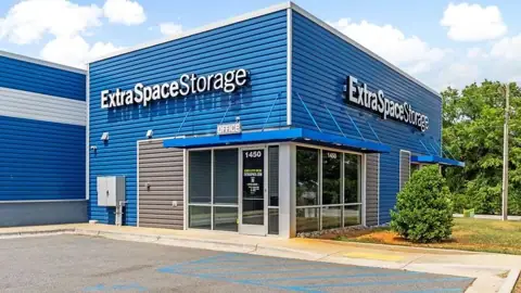 Extra Space Storage photo 2